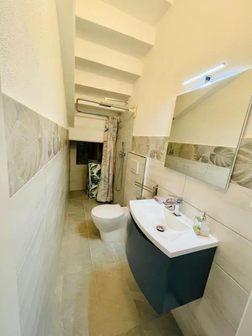 Willa Maddy House - 50 Mt Dal Mare Porto Santo Stefano  Zewnętrze zdjęcie