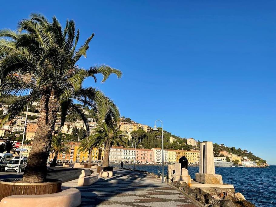 Willa Maddy House - 50 Mt Dal Mare Porto Santo Stefano  Zewnętrze zdjęcie